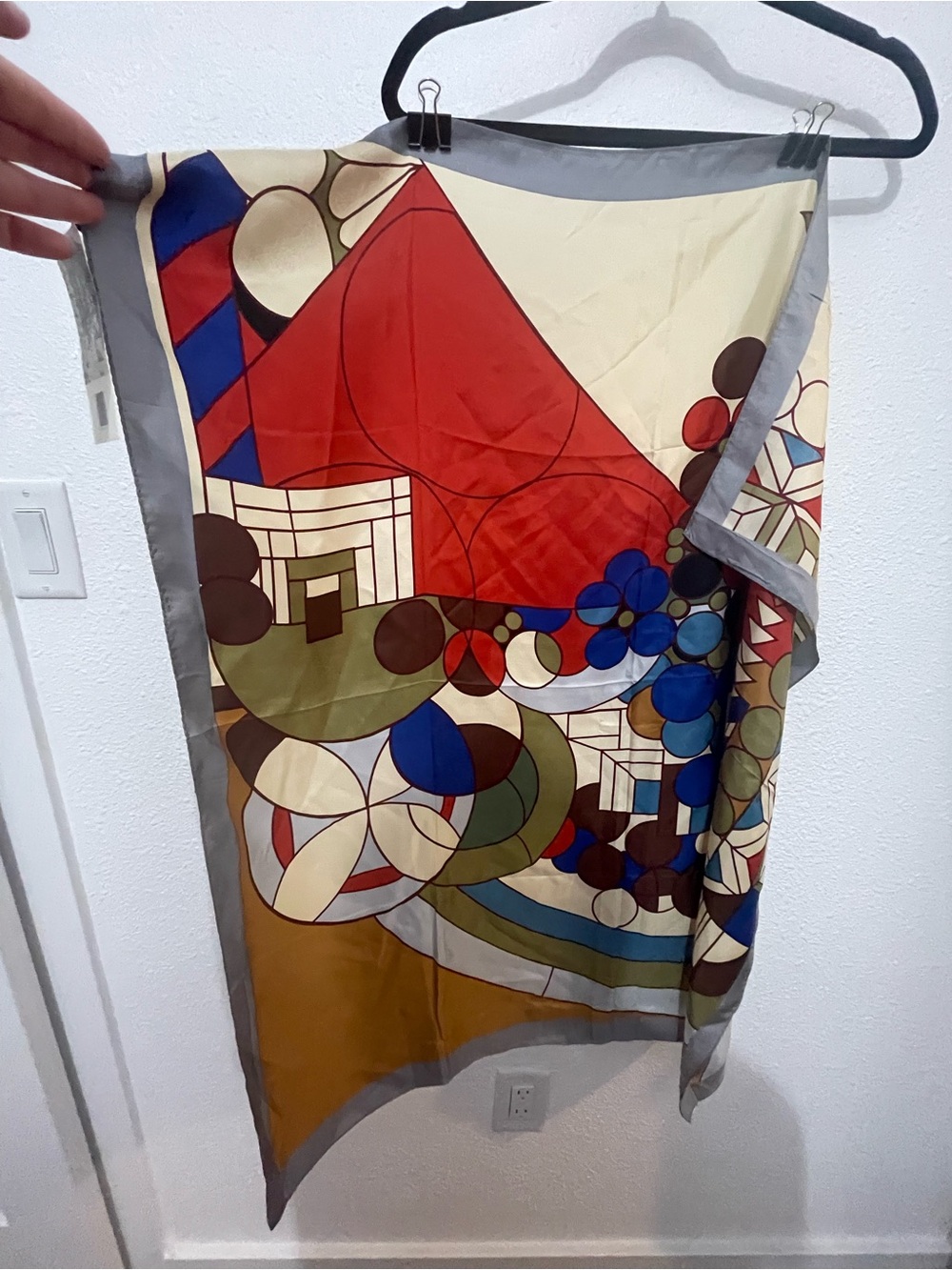 Frank Lloyd Wright Collection Large May Basket Mural Scarf NWT 100% silk